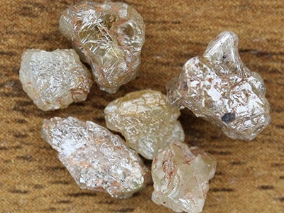 Numerous Industrial Diamonds